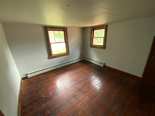 Building Photo - 230 S Virginia Ave