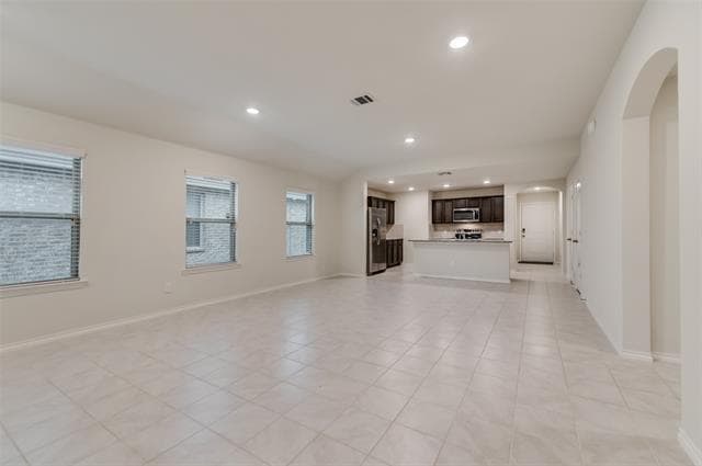 Building Photo - 1302 Meadow Creek Dr