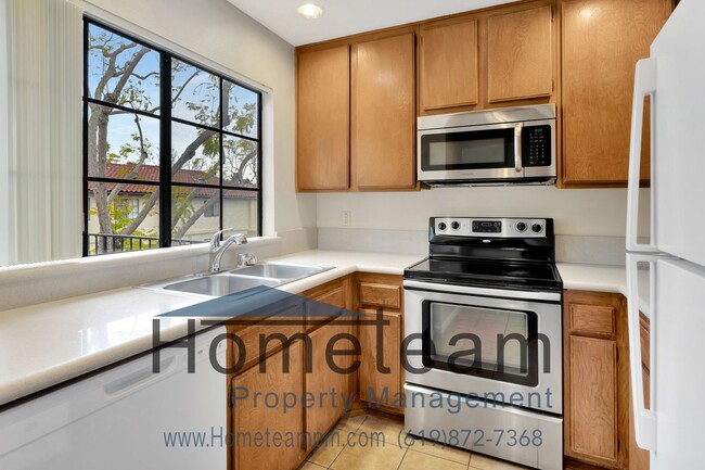 Building Photo - 2 BR/ 2 BA 1004 SQFT UTC/ San Diego Condo