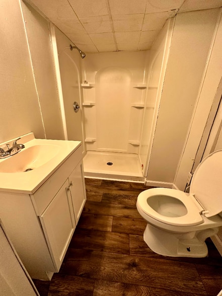 Building Photo - 1003 Zavalla St