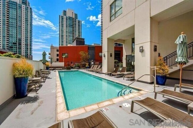 Building Photo - 1277 Kettner Blvd