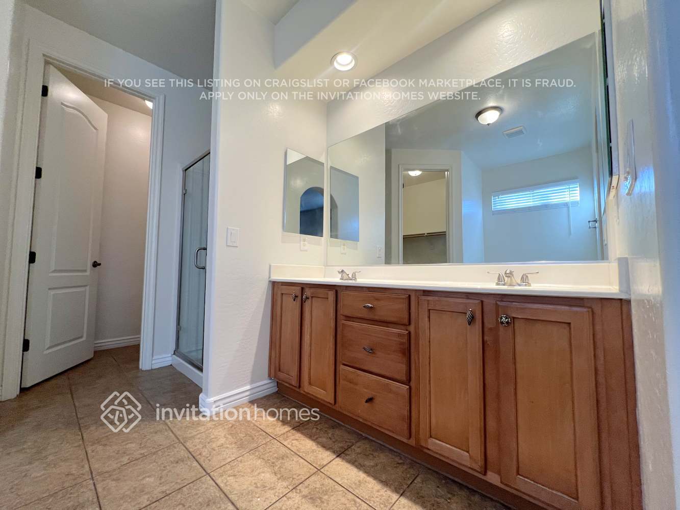 Building Photo - 254 S Aaron