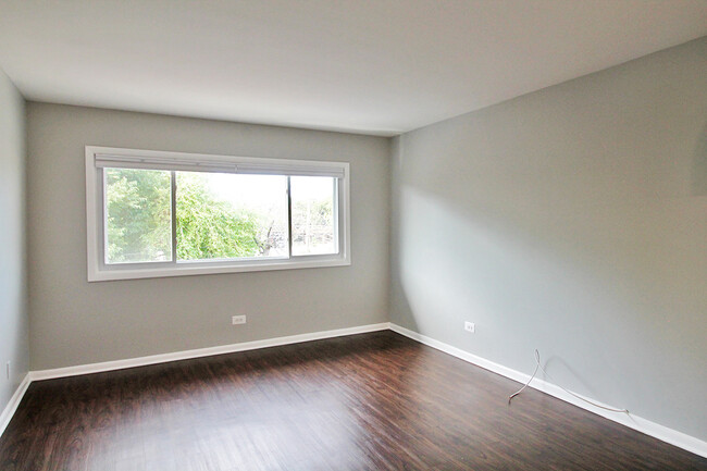 1 Bedroom - 421 S. Elmwood Ave.