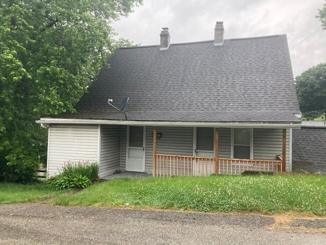 Building Photo - 6028 Penn St