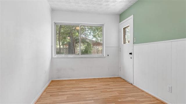 Building Photo - 502 W Inwood Dr