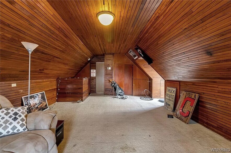 Building Photo - 175 Saint James Pl