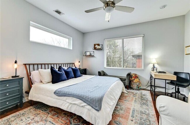 Building Photo - 3505 Villa Ct
