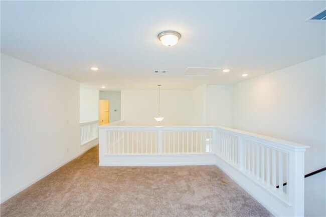 Building Photo - 112 Rebel Red Rd