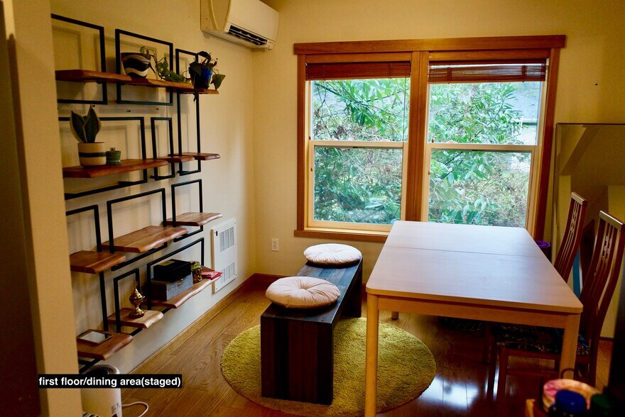 Building Photo - 3010 NE 137th St