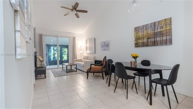 Building Photo - 5596 SW 28th Terrace