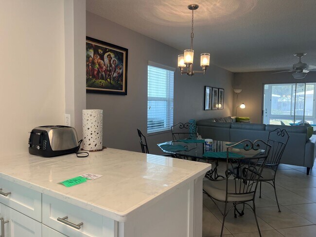Building Photo - 2BR/2BA Single Family Detached Villa