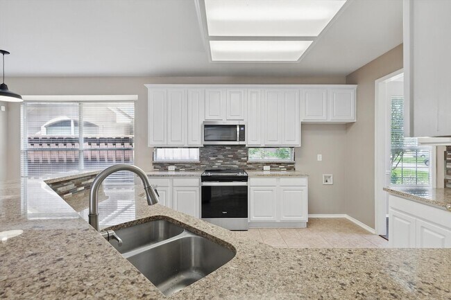 Building Photo - 3412 Pueblo Dr