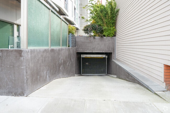 Parking Garage - Amero