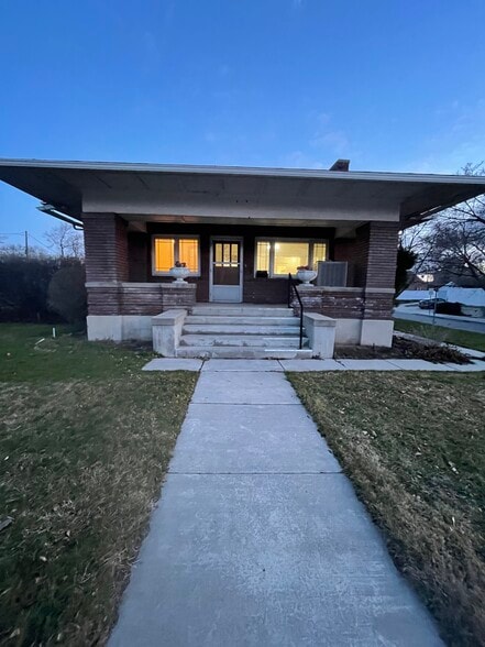 Building Photo - 264 E 4800 S