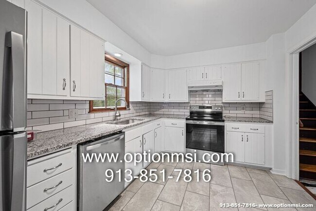 Building Photo - Comfort, Space & Style – Beautifully Updated Split-Level Home