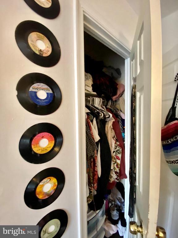 Building Photo - 3210 Haverford Ave