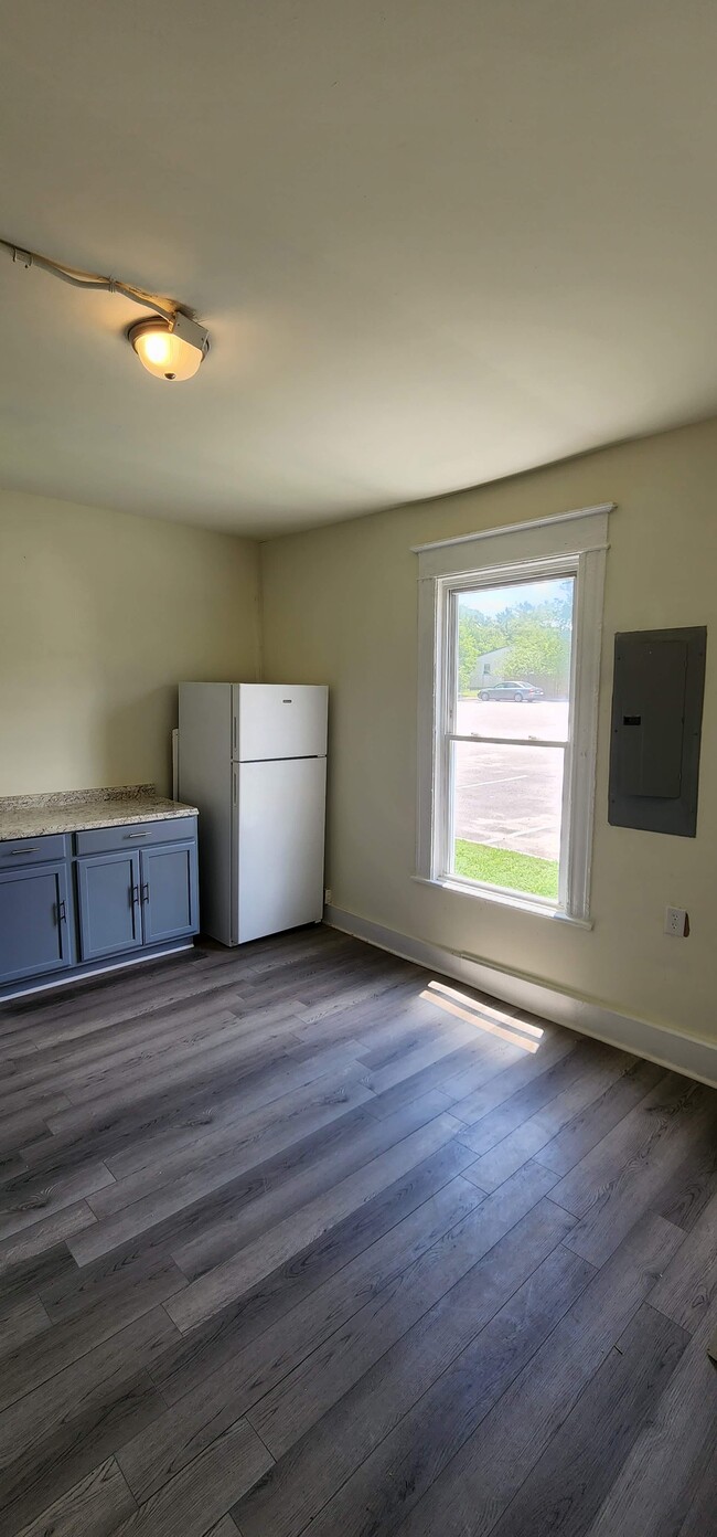 Kitchen - 714 Halifax St