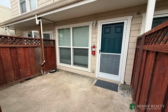 Building Photo - 1741 Ocean Ave