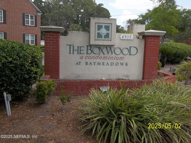 Building Photo - 4915 Baymeadows Rd