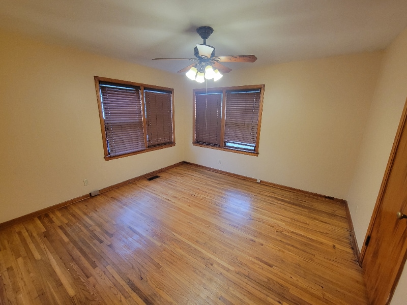 Building Photo - 1112 N Woodrow Ave