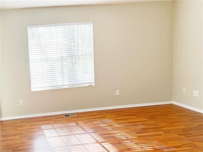 Building Photo - 4745 Carversham Way