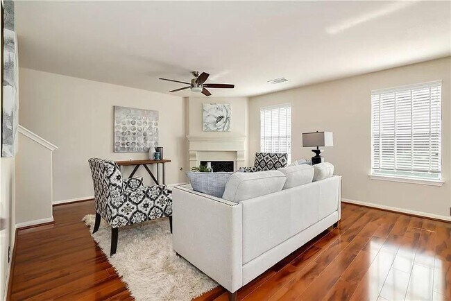 Building Photo - 809 Barefoot Cove