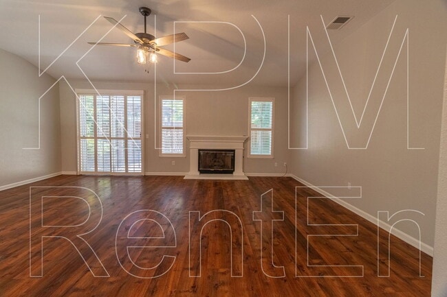 Building Photo - 10314 Creek Trail Cir
