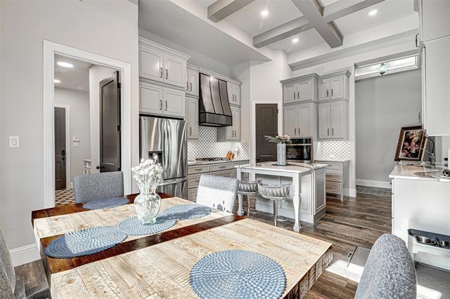 Building Photo - 13924 E Riviera Dr