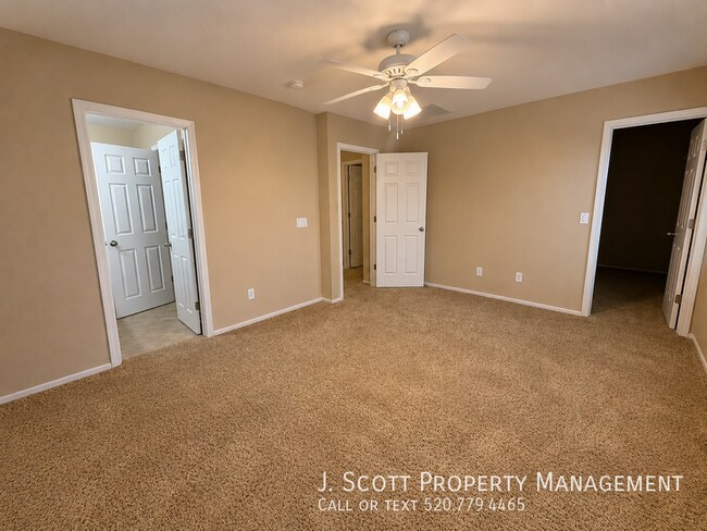 Building Photo - 1255 S Rialto-85