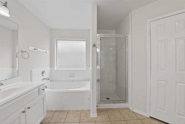 Building Photo - 18810 Appletree Ridge Rd