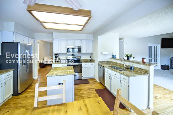 Building Photo - 18618 E Grand Cir