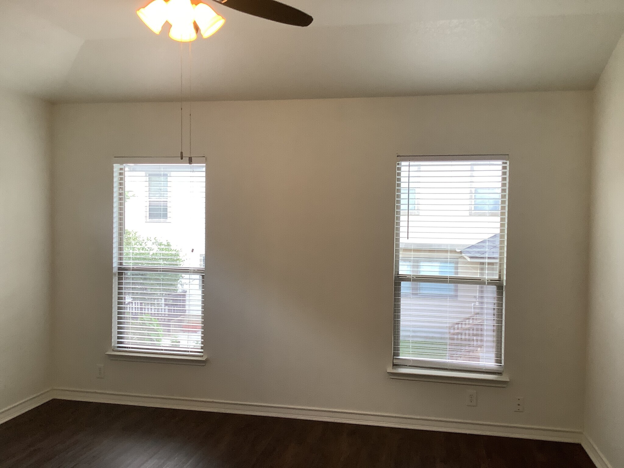 Building Photo - 1223 Cresswell Cove