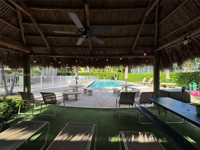 Building Photo - 5555 N Ocean Blvd