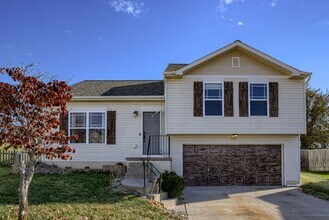 Building Photo - 15405 Fillmore Cir