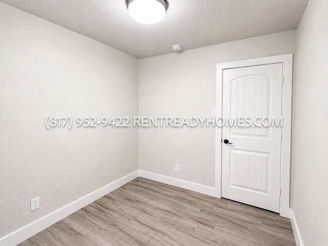 Building Photo - 12372 High Meadow Dr