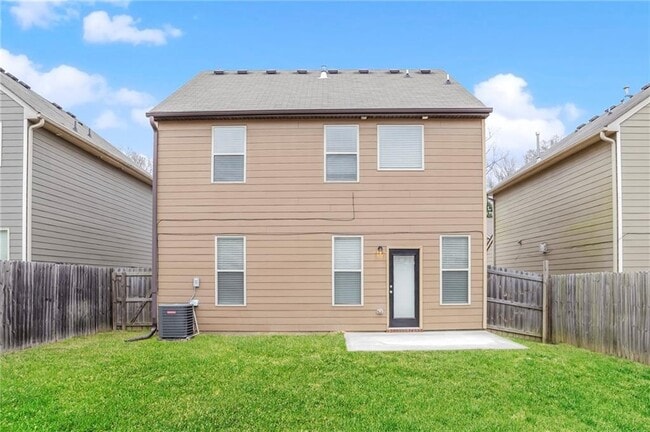 Building Photo - 5817 Grande River Rd