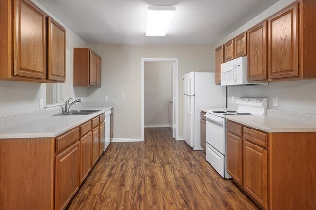Building Photo - 1432 Anise Dr