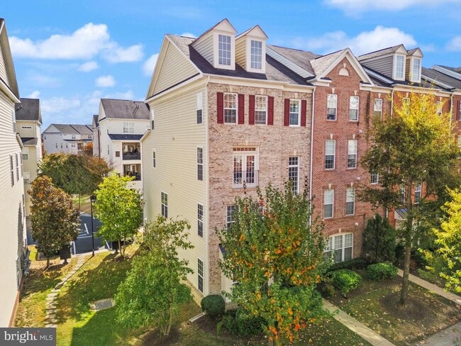 Primary Photo - 2238 Margraf Cir