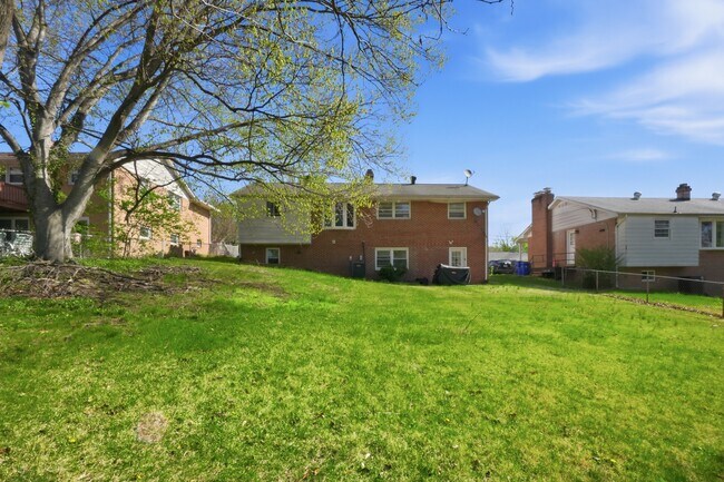 Building Photo - 9244 Limestone Pl