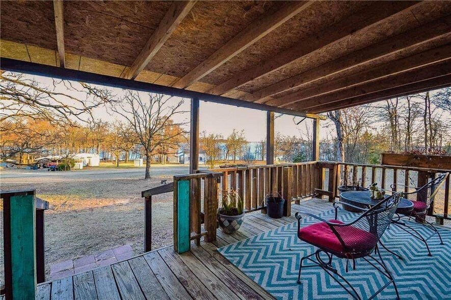 Building Photo - 661 Private Rd 7422