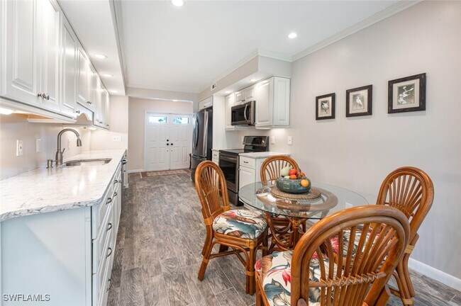 Primary Photo - 241 Palm River Blvd