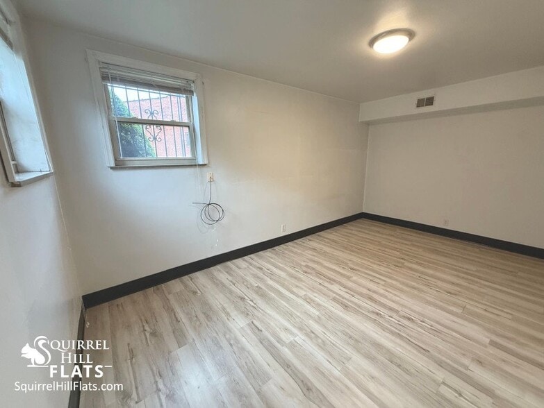 Building Photo - 5710 Phillips Ave