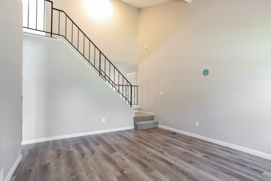 Building Photo - 8428 Rabbitbrush Way
