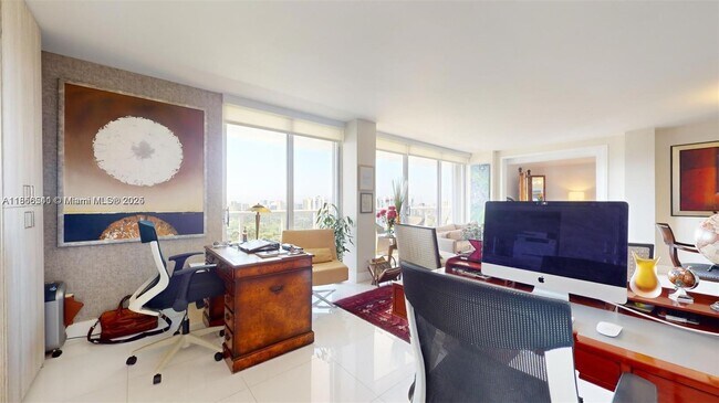 Building Photo - 3625 N Country Club Dr