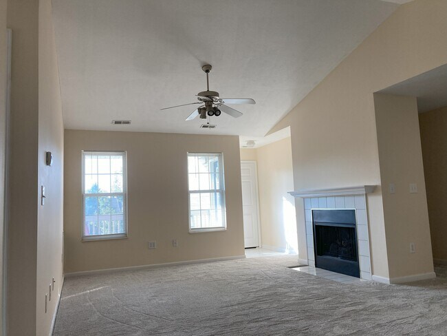 Building Photo - 28340 Center Ridge Rd