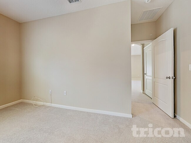 Building Photo - 10197 Pavnes Creek Dr