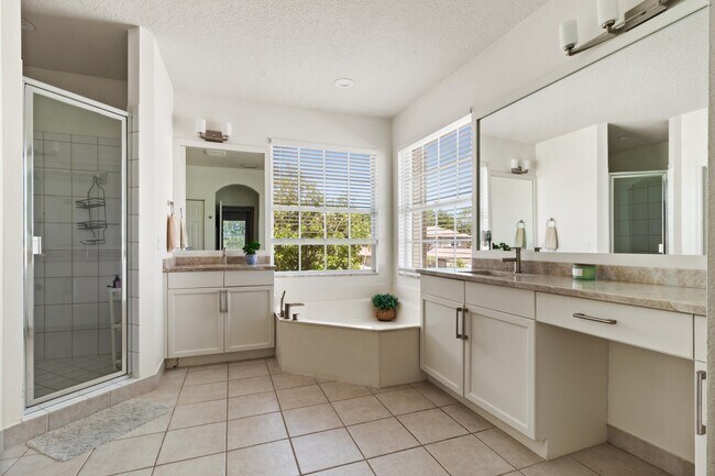 Building Photo - 4166 Wellington Shores Dr