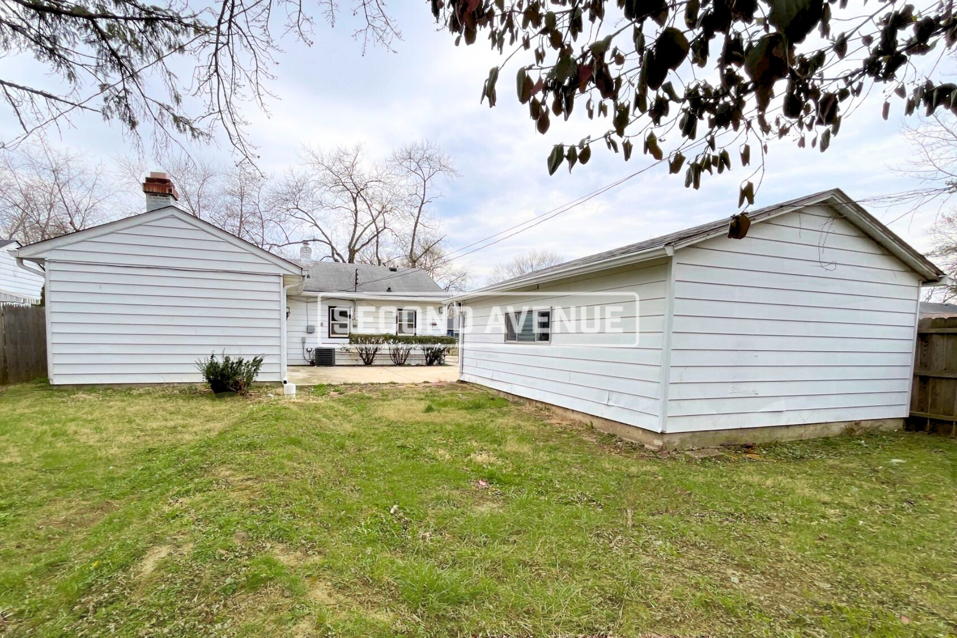 Building Photo - 2313 Magnolia Pl