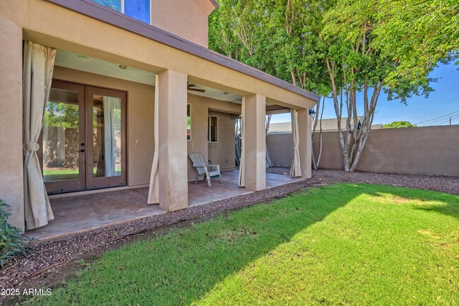 Building Photo - 4302 E Sells Dr