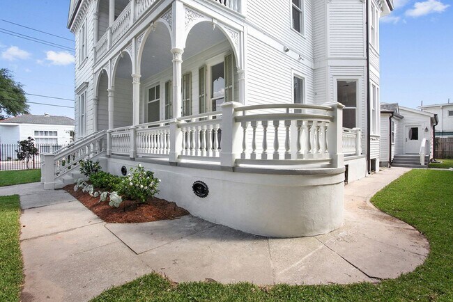 Building Photo - Garden District Living in newly restored Mansion with Private Balcony